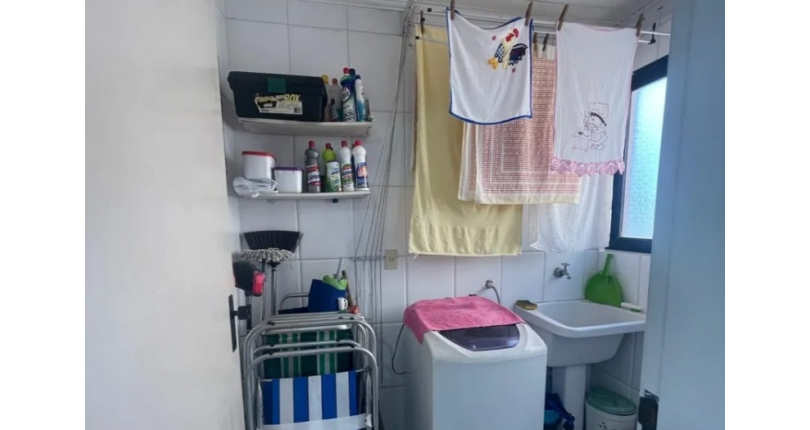 Belo Apartamento à venda na Praia Grande no Bairro da Guilhermina