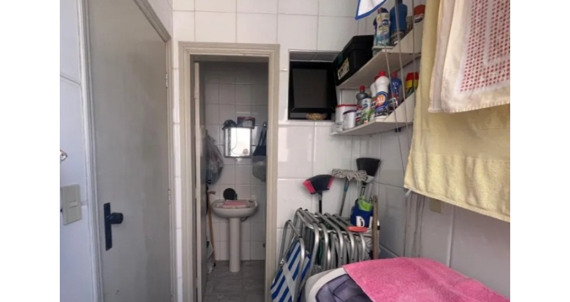 Belo Apartamento à venda na Praia Grande no Bairro da Guilhermina