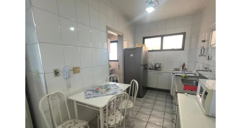 Belo Apartamento à venda na Praia Grande no Bairro da Guilhermina