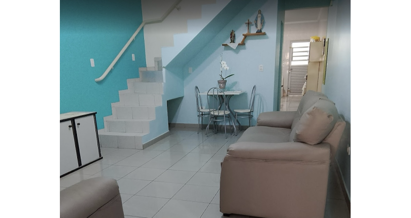 Sobrado à venda no Bairro do Conjunto Habitacional Turística na Rua Parque Nacional da Serra