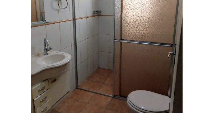 Sobrado à venda no Bairro do Conjunto Habitacional Turística na Rua Parque Nacional da Serra