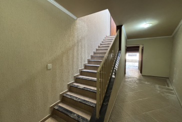 Lindo Sobrado à venda no Bairro do Parque São Domingos na Rua José Fernandes Lobo