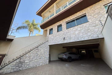 Lindo Sobrado à venda no Bairro do Parque São Domingos na Rua José Fernandes Lobo