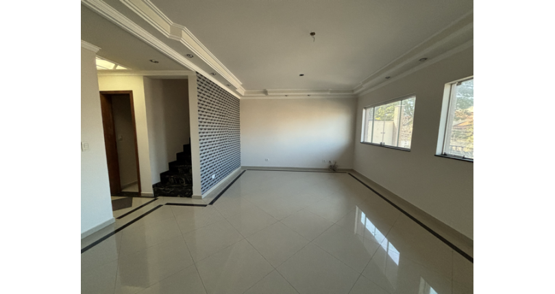 Lindo Sobrado à venda no Bairro do Parque São Domingos na Rua José Fernandes Lobo