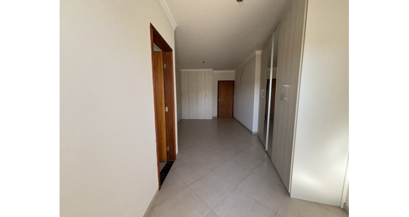 Lindo Sobrado à venda no Bairro do Parque São Domingos na Rua José Fernandes Lobo