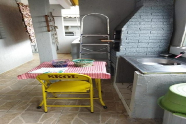 Oportunidade Sobrado à venda no Bairro da Ayrosa na Rua Tico-Tico