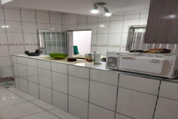 Oportunidade Sobrado à venda no Bairro da Ayrosa na Rua Tico-Tico