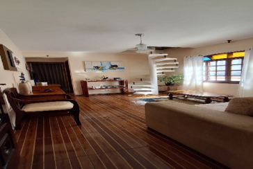 Boa Casa Assobradada à venda no Bairro do Jaraguá na Rua Joaquim José de Lima,