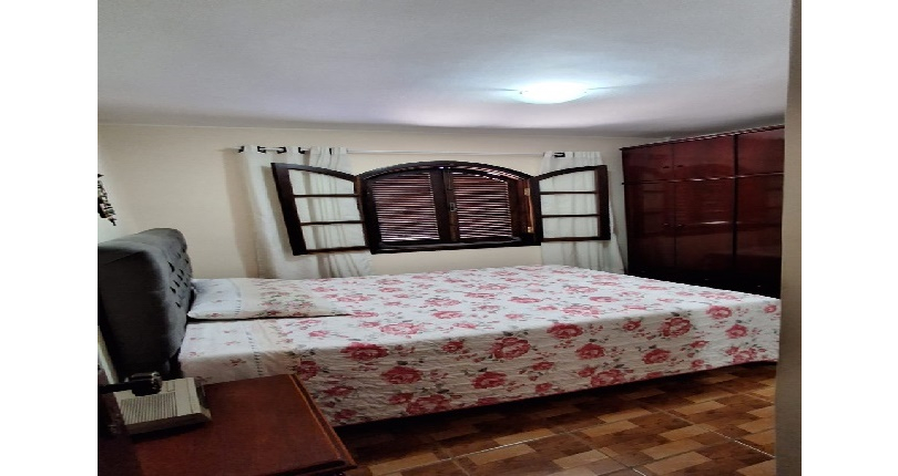 Boa Casa Assobradada à venda no Bairro do Jaraguá na Rua Joaquim José de Lima,