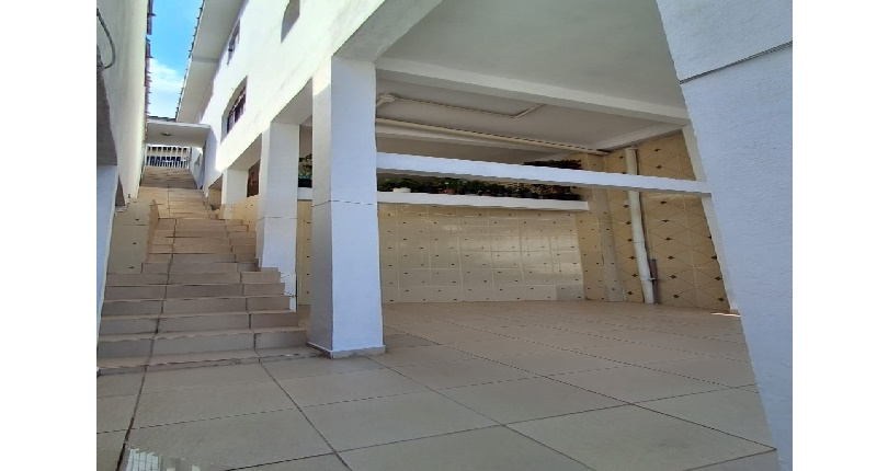 Boa Casa Assobradada à venda no Bairro do Jaraguá na Rua Joaquim José de Lima,