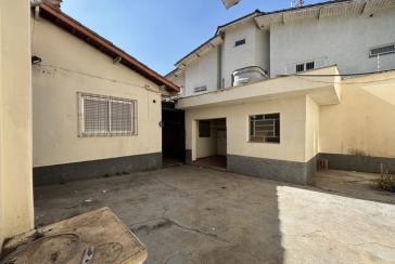 Casa Térrea à venda no Bairro do Jardim Santo Elias na Rua Durval Fernandes Chaves