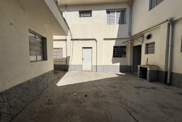 Casa Térrea à venda no Bairro do Jardim Santo Elias na Rua Durval Fernandes Chaves