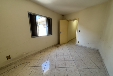 Casa Térrea à venda no Bairro do Jardim Santo Elias na Rua Durval Fernandes Chaves