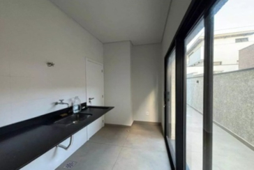 Belo Sobrado à venda em Votorantim no Bairro Alphaville Nova Esplanada 3 na Alameda Quebec