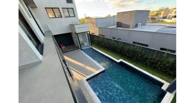 Belo Sobrado à venda em Votorantim no Bairro Alphaville Nova Esplanada 3 na Alameda Quebec