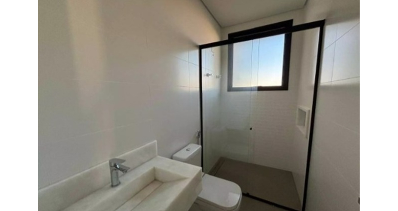 Belo Sobrado à venda em Votorantim no Bairro Alphaville Nova Esplanada 3 na Alameda Quebec