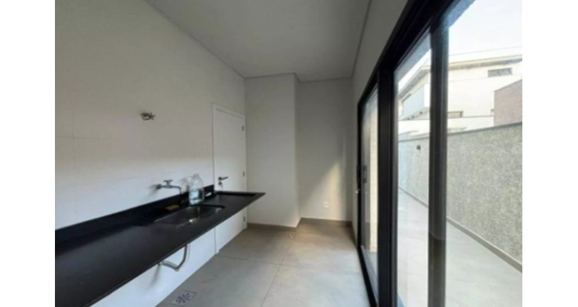 Belo Sobrado à venda em Votorantim no Bairro Alphaville Nova Esplanada 3 na Alameda Quebec