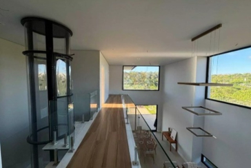 Belo Sobrado à venda em Votorantim no Bairro do Alphaville Nova Esplanada 4 na Rua Pisa