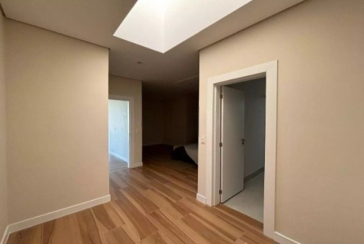 Belo Sobrado à venda em Votorantim no Bairro do Alphaville Nova Esplanada 4 na Rua Pisa