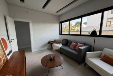 Belo Sobrado à venda em Votorantim no Bairro do Alphaville Nova Esplanada 4 na Rua Pisa