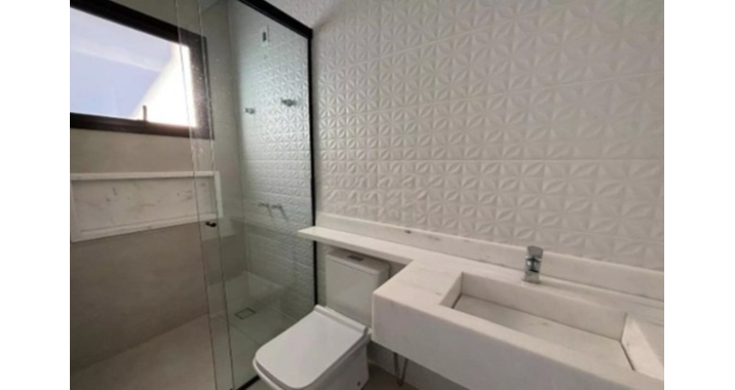 Belo Sobrado à venda em Votorantim no Bairro do Alphaville Nova Esplanada 4 na Rua Pisa