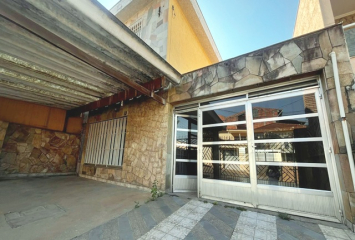 Sobrado à venda no Bairro do Jardim Santo Elias na Rua Domingos Sérgio dos Anjos