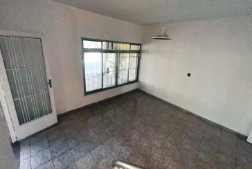 Sobrado à venda no Bairro do Jardim Santo Elias na Rua Domingos Sérgio dos Anjos