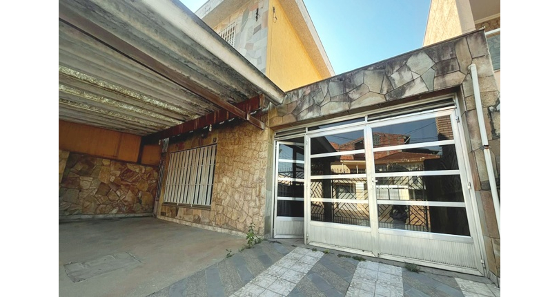 Sobrado à venda no Bairro do Jardim Santo Elias na Rua Domingos Sérgio dos Anjos