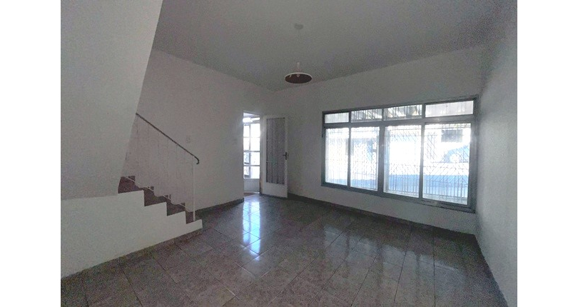 Sobrado à venda no Bairro do Jardim Santo Elias na Rua Domingos Sérgio dos Anjos