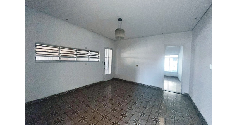 Sobrado à venda no Bairro do Jardim Santo Elias na Rua Domingos Sérgio dos Anjos