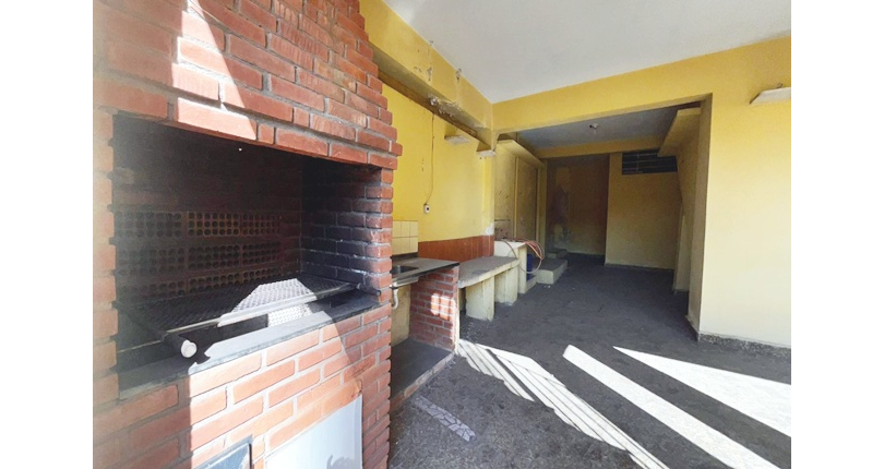 Sobrado à venda no Bairro do Jardim Santo Elias na Rua Domingos Sérgio dos Anjos