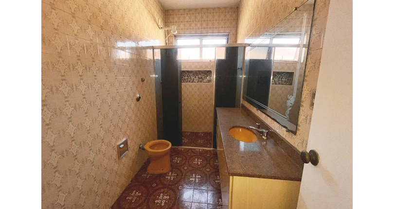 Sobrado à venda no Bairro do Jardim Santo Elias na Rua Domingos Sérgio dos Anjos