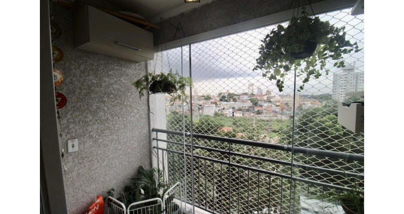  Apartamento à venda no Parque Maria Domitila na Rua Willis Roberto Banks 525