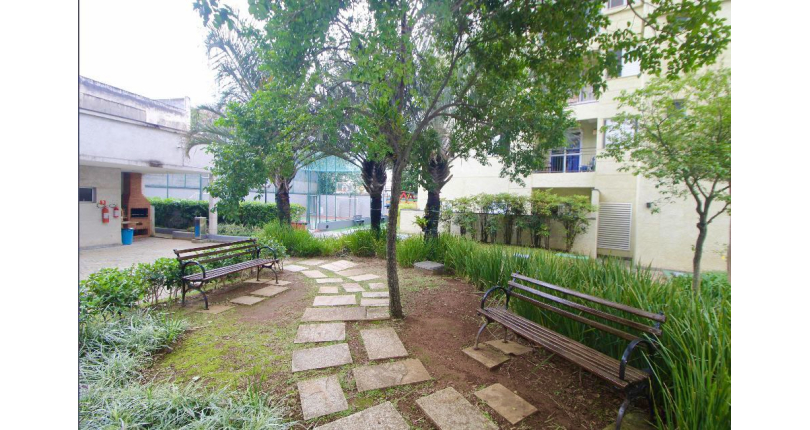  Apartamento à venda no Parque Maria Domitila na Rua Willis Roberto Banks 525