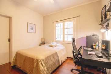 Lindo Sobrado à venda no Bairro do Parque São Domingos na Rua João Moreira