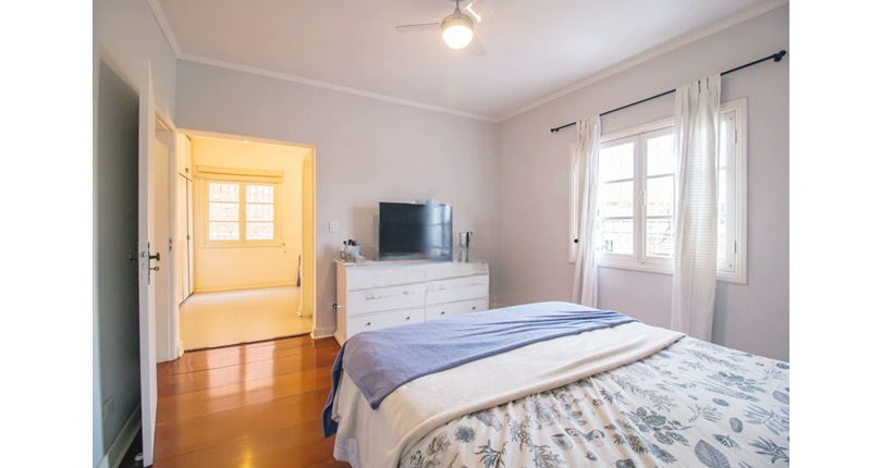 Lindo Sobrado à venda no Bairro do Parque São Domingos na Rua João Moreira