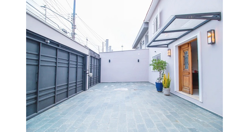 Lindo Sobrado à venda no Bairro do Parque São Domingos na Rua João Moreira