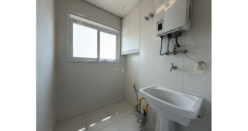 Apartamento à venda Avenida Ômega, 442, Melville Empresarial I e II - Imóveis à Venda