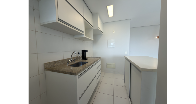 Apartamento à venda Avenida Ômega, 442, Melville Empresarial I e II - Imóveis à Venda