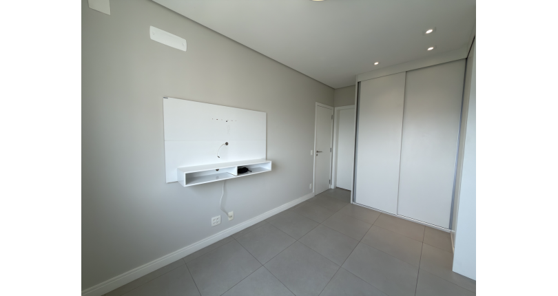 Apartamento à venda Avenida Ômega, 442, Melville Empresarial I e II - Imóveis à Venda