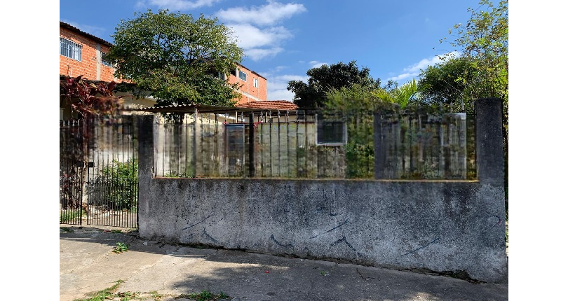 Terreno à venda no Bairro da Vila Nossa Senhora do Retiro na Avenida Hermínia Fidélis