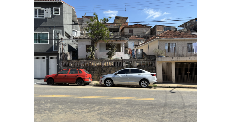 Terreno à venda no Bairro da Vila Nossa Senhora do Retiro na Avenida Hermínia Fidélis,