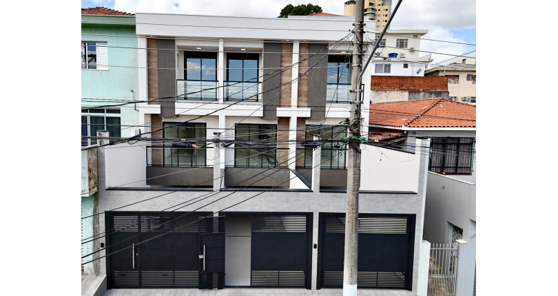 Belíssimo Sobrado novo à venda no Bairro do Parque São Domingos na Rua Homero Sales 758