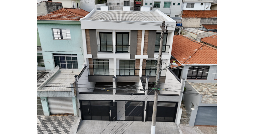 Belíssimo Sobrado novo à venda no Bairro do Parque São Domingos na Rua Homero Sales 758