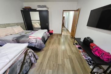 Belo Sobrado à venda no Bairro do  Jardim Marisa na Rua Avelino Ginjo