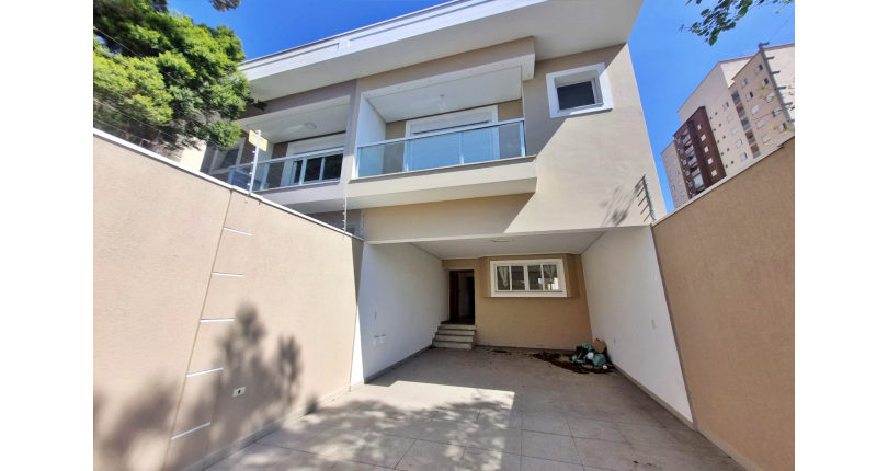  Belo Sobrado à venda no Bairro da Vila Barreto na Rua José Albano