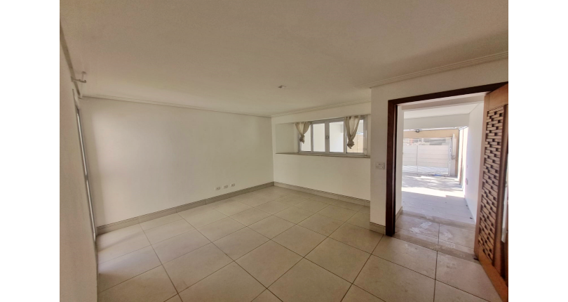  Belo Sobrado à venda no Bairro da Vila Barreto na Rua José Albano