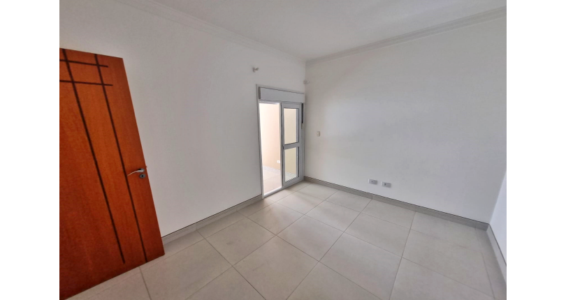  Belo Sobrado à venda no Bairro da Vila Barreto na Rua José Albano