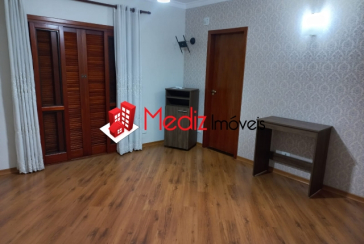 Bela Casa assobradada à venda no Bairro do Jardim Cidade Pirituba na Rua Pináceas