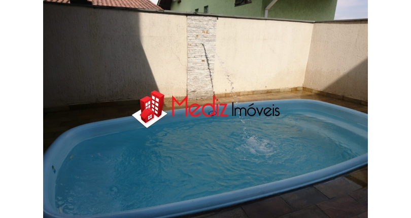 Bela Casa assobradada à venda no Bairro do Jardim Cidade Pirituba na Rua Pináceas